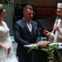 100 depremzede çift için toplu nikah töreni yapıldı