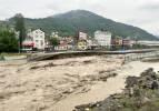 Karadeniz'i sel vurdu! Peş peşe acı haberler